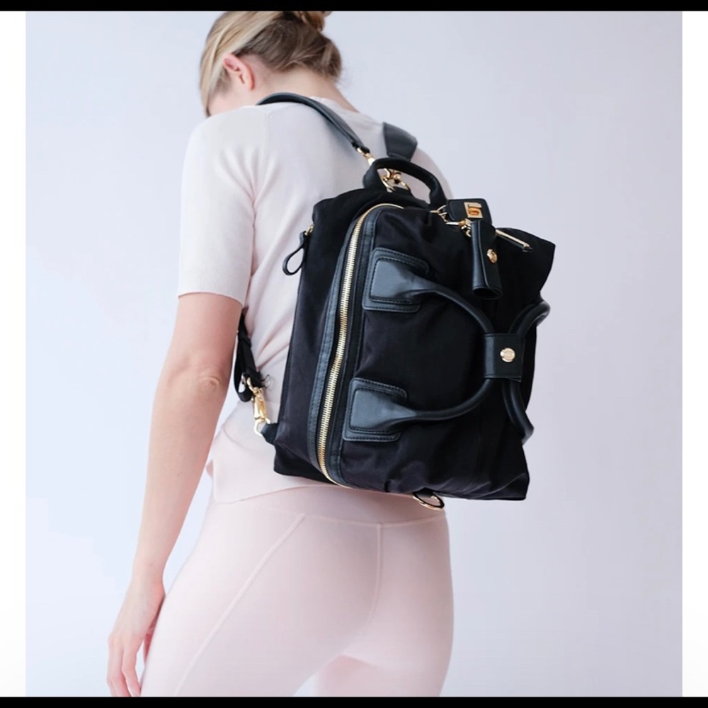 Caraa small studio bag